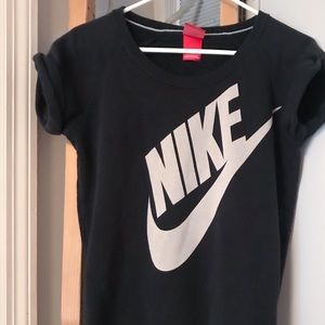 Nike short sleeve sweatshirt